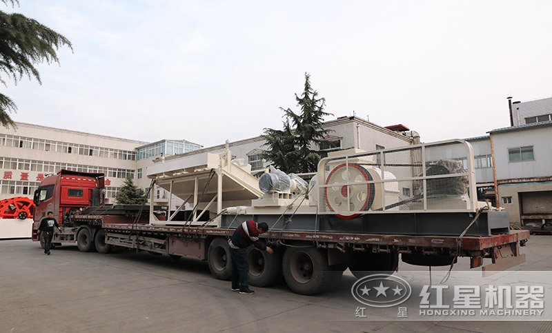 紅星機器輥式破碎機廠家現(xiàn)貨直發(fā) 紅星機器輥式破碎機廠家現(xiàn)貨直發(fā)