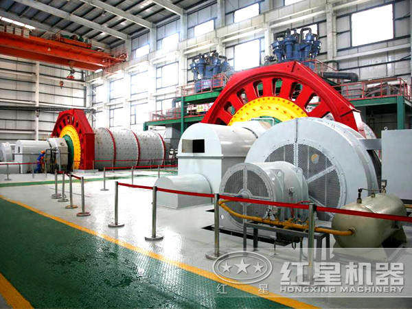 改造后球磨機現場圖 改造后球磨機現場圖