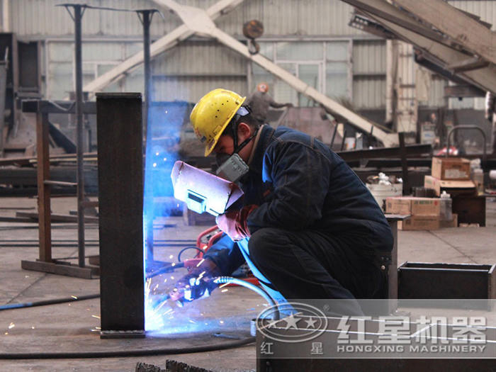 紅星PCΦ1600×1600錘式破制造車間 紅星PCΦ1600×1600錘式破制造車間