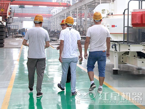 用戶參觀車(chē)間實(shí)拍圖 用戶參觀車(chē)間實(shí)拍圖