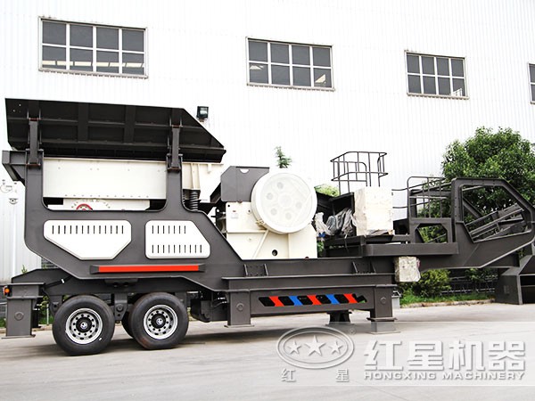 搭載鄂式破碎機(jī) 搭載鄂式破碎機(jī)