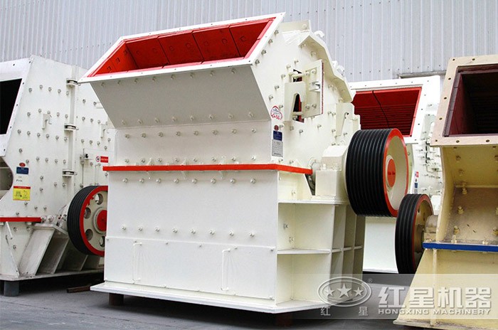 細(xì)碎碎石機