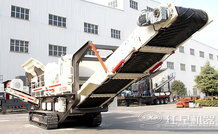 履帶式小型鄂式移動碎石機(jī) 履帶式小型鄂式移動碎石機(jī)