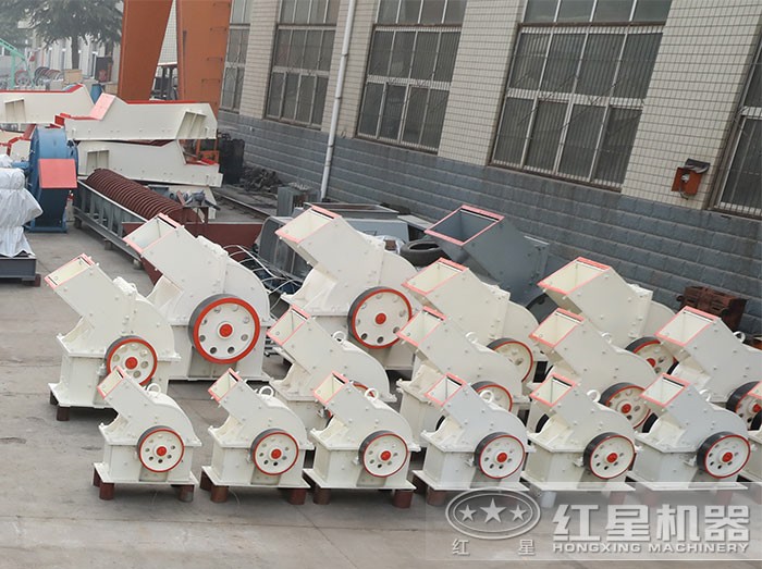 PC錘式碎石機(jī) PC錘式碎石機(jī)