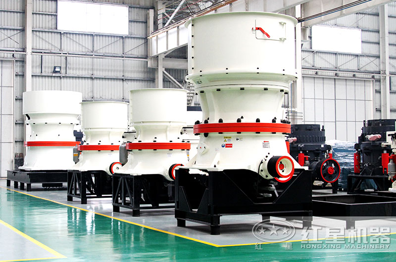 圓錐破的優(yōu)勢是磨損量低，產(chǎn)量大，型號齊全，可現(xiàn)貨下單