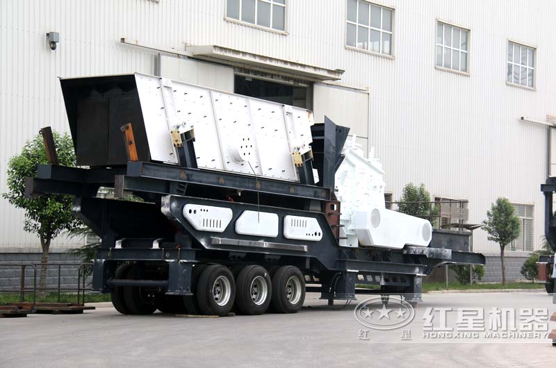 移動反擊式破碎站，上圖