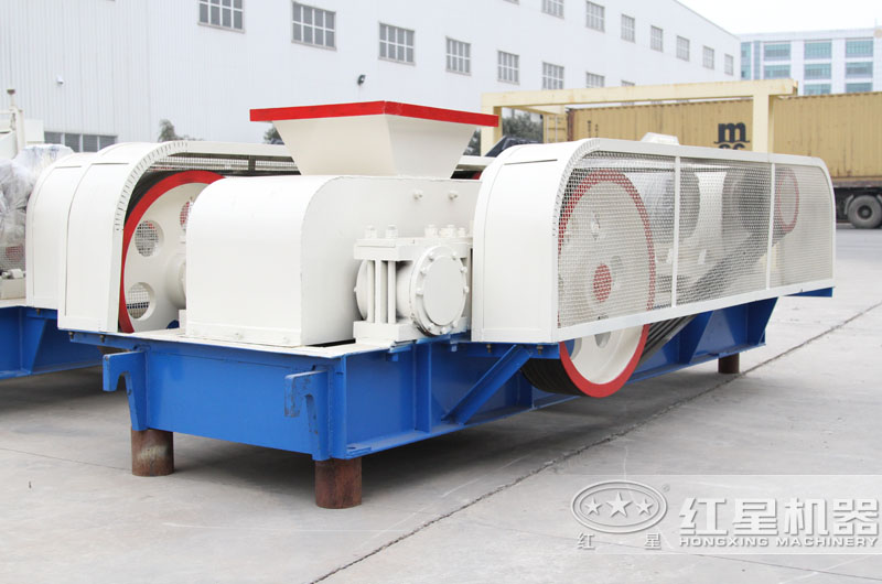 對(duì)輥式破碎機(jī)，可處理含8%水分的煤矸石